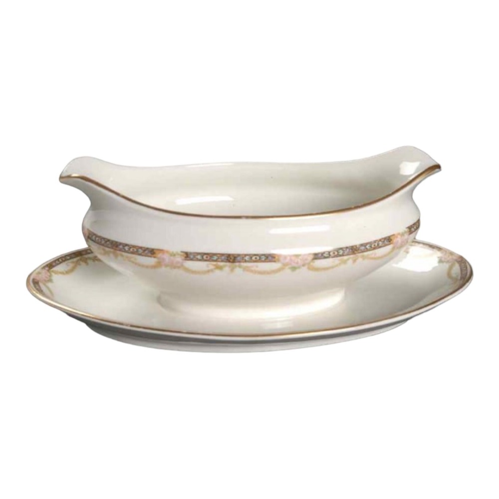 Warwick B9059 Vintage Gravy Boat